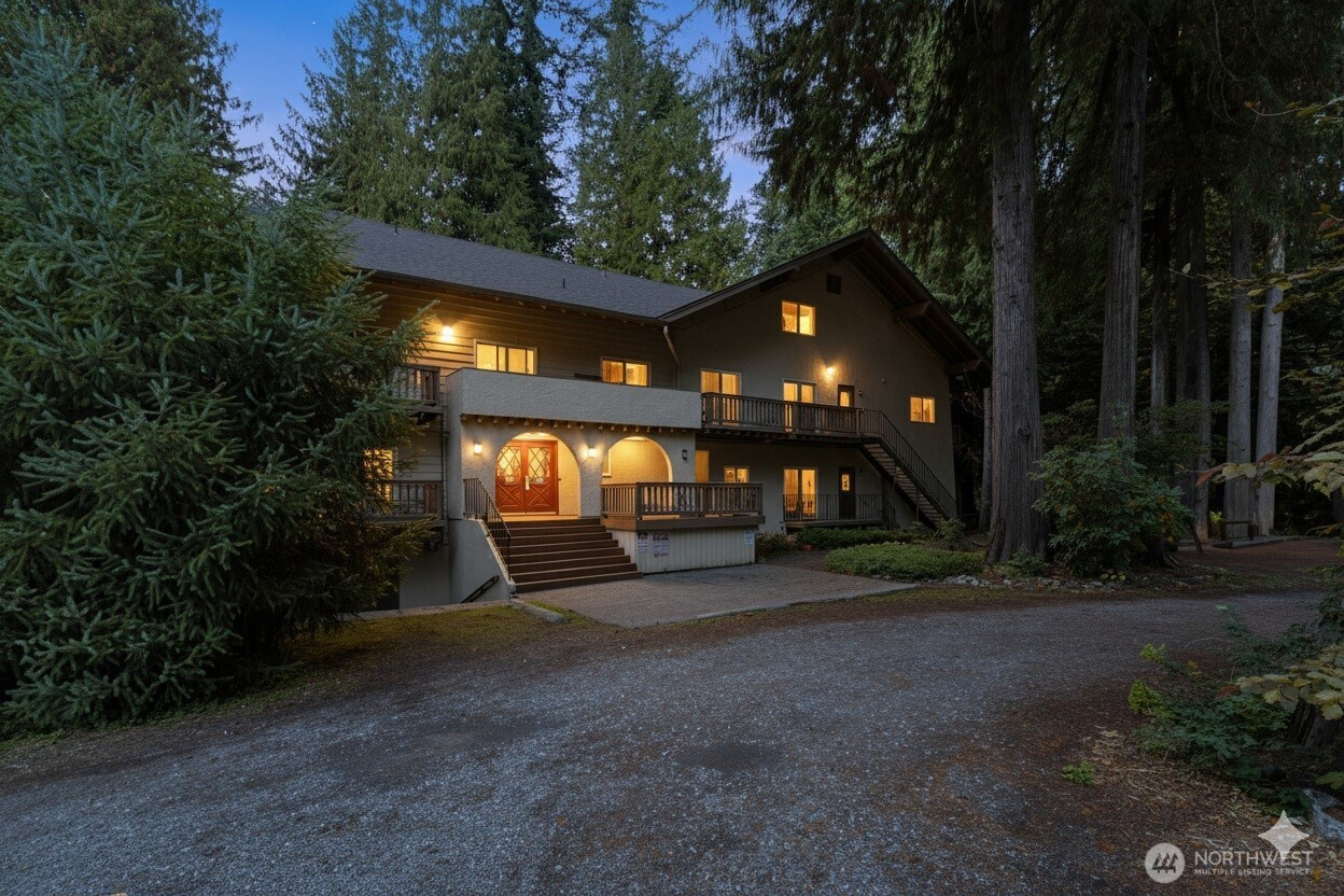 10433 Mt Baker Highway, Deming, WA 98244