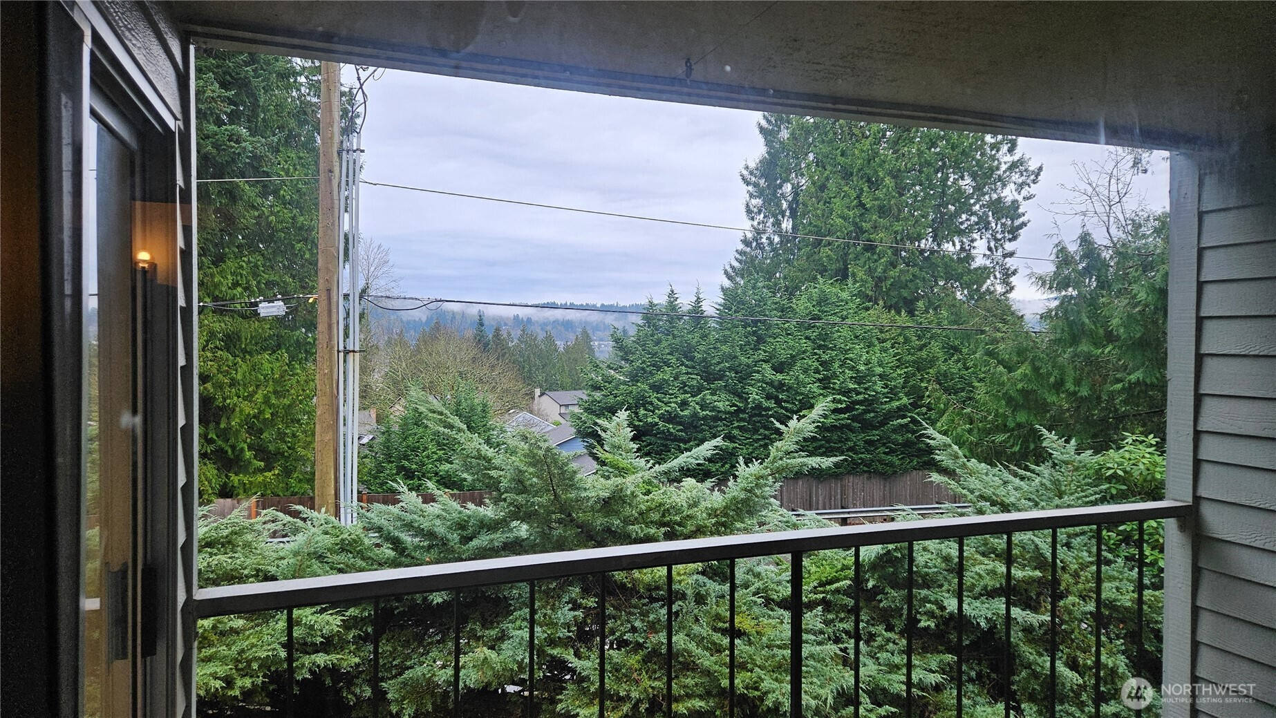 4737 W Lake Sammamish Pkwy SE, Issaquah, WA 98027