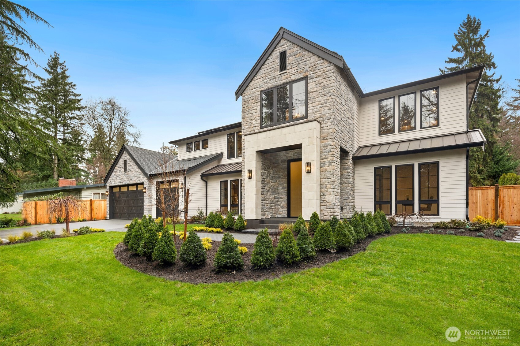 4216 83rd Avenue SE, Mercer Island, WA 98040