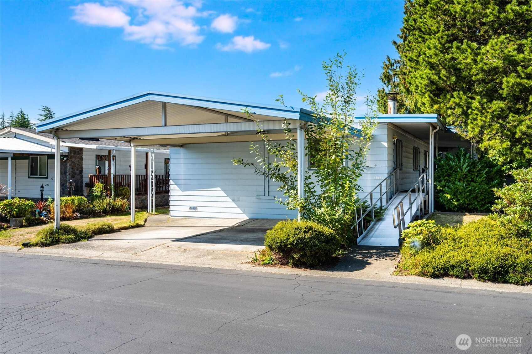 21807 107th Ave SE, Kent, WA 98031