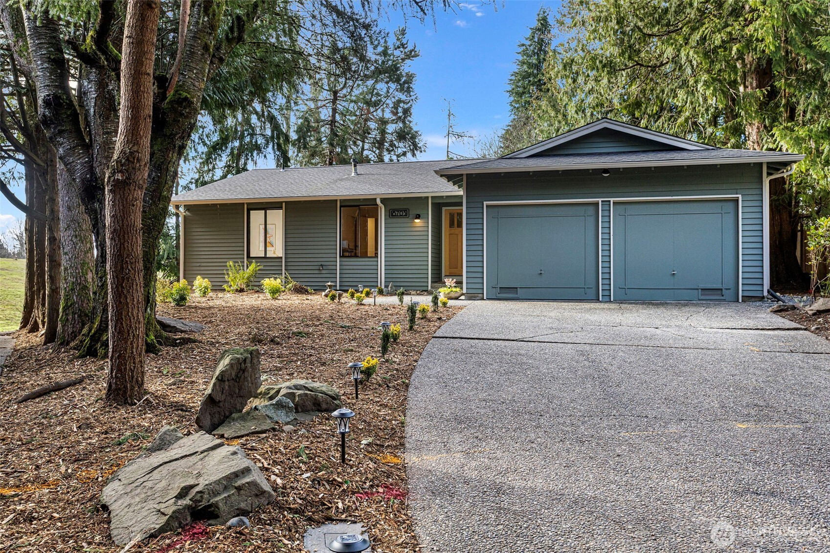 6703 119th Avenue NE, Kirkland, WA 98033