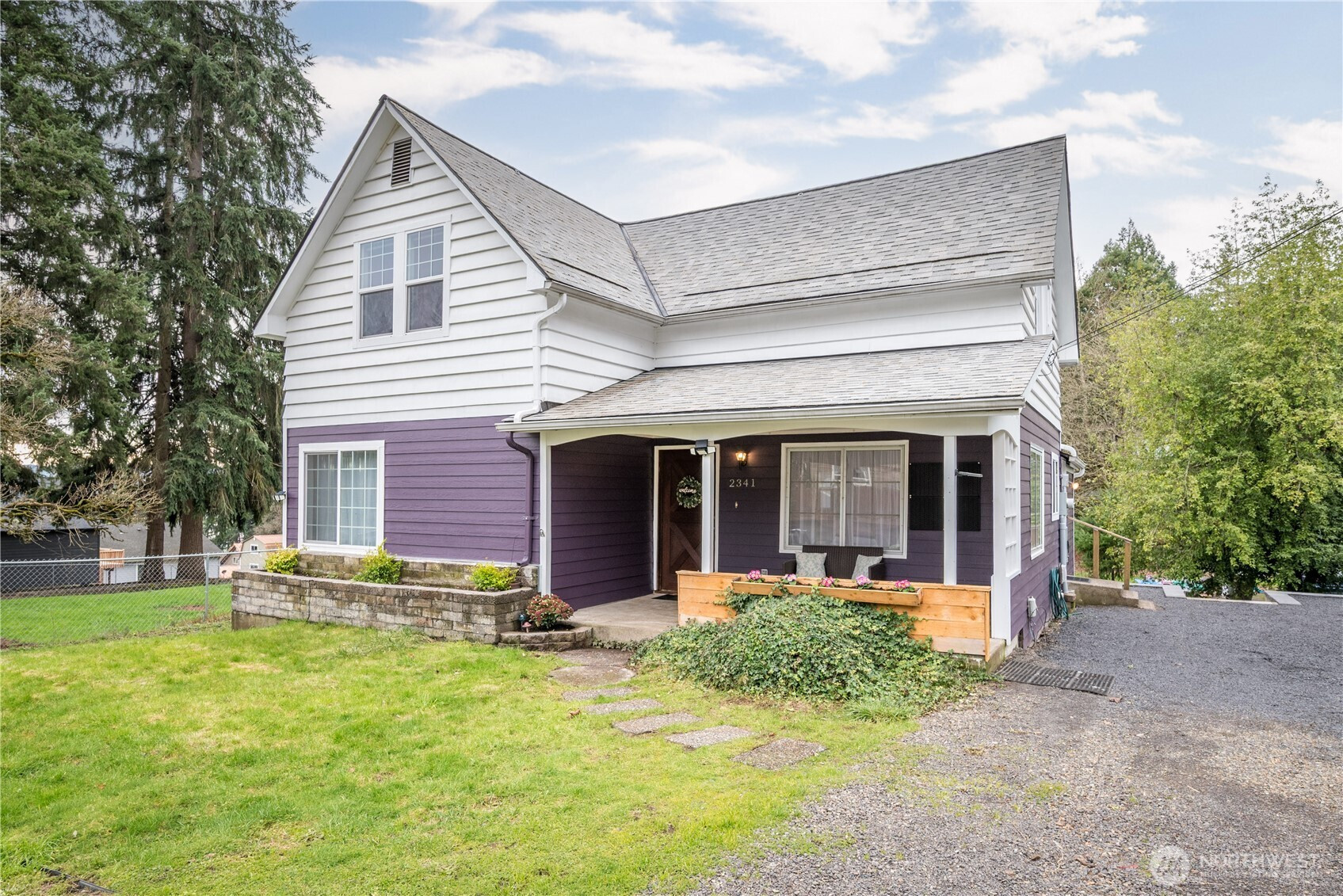 2341 W Castleman Street, Longview, WA 98632