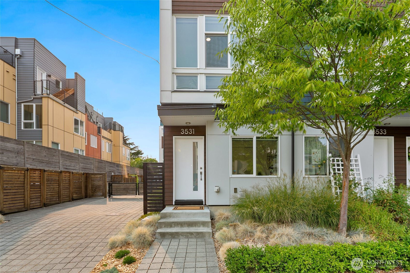 3531 Wallingford Avenue N, Seattle, WA 98103