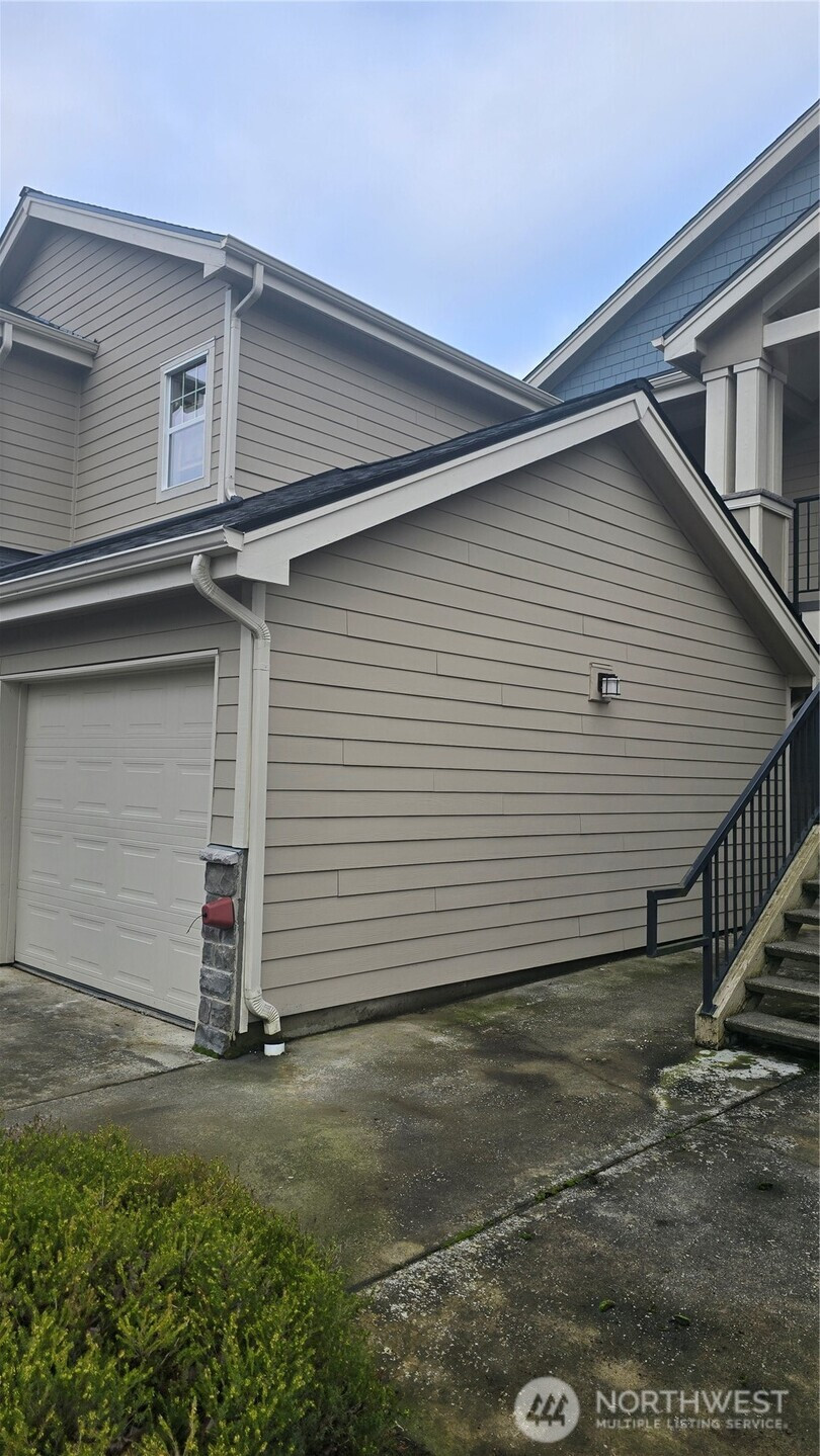 4319 SE Issaquah-Pine Lake Road, Sammamish, WA 98075