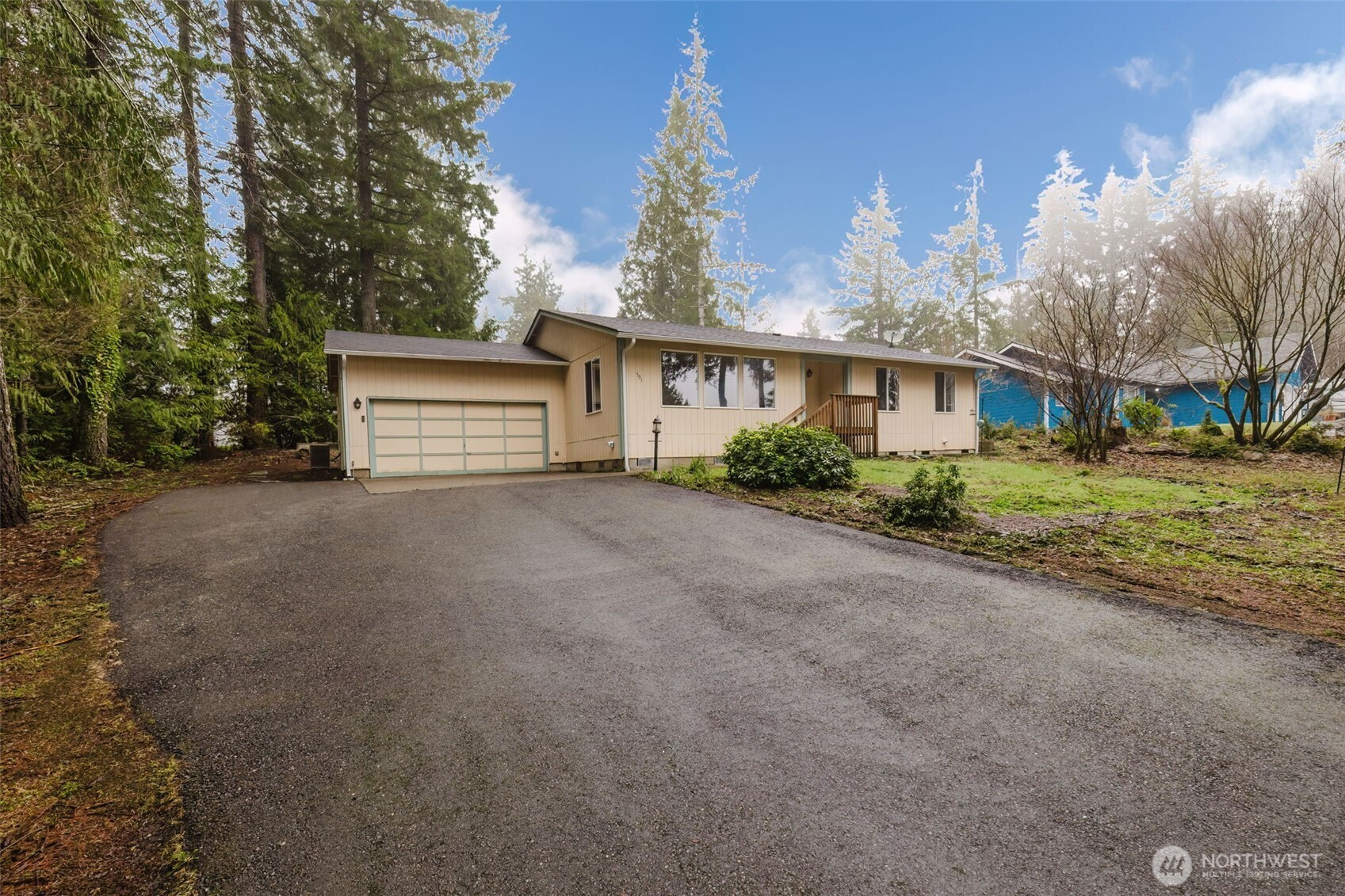 501 E Saint Andrews Drive, Shelton, WA 98584