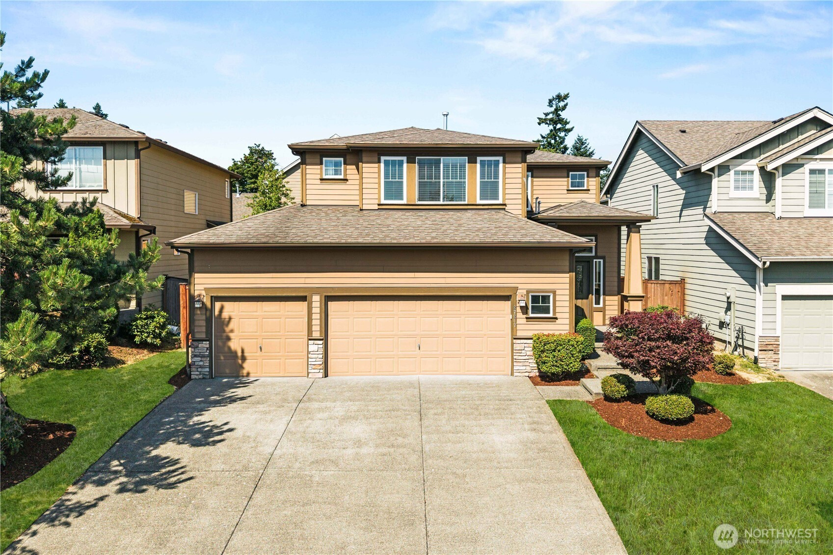 27217 104th Avenue SE, Kent, WA 98030