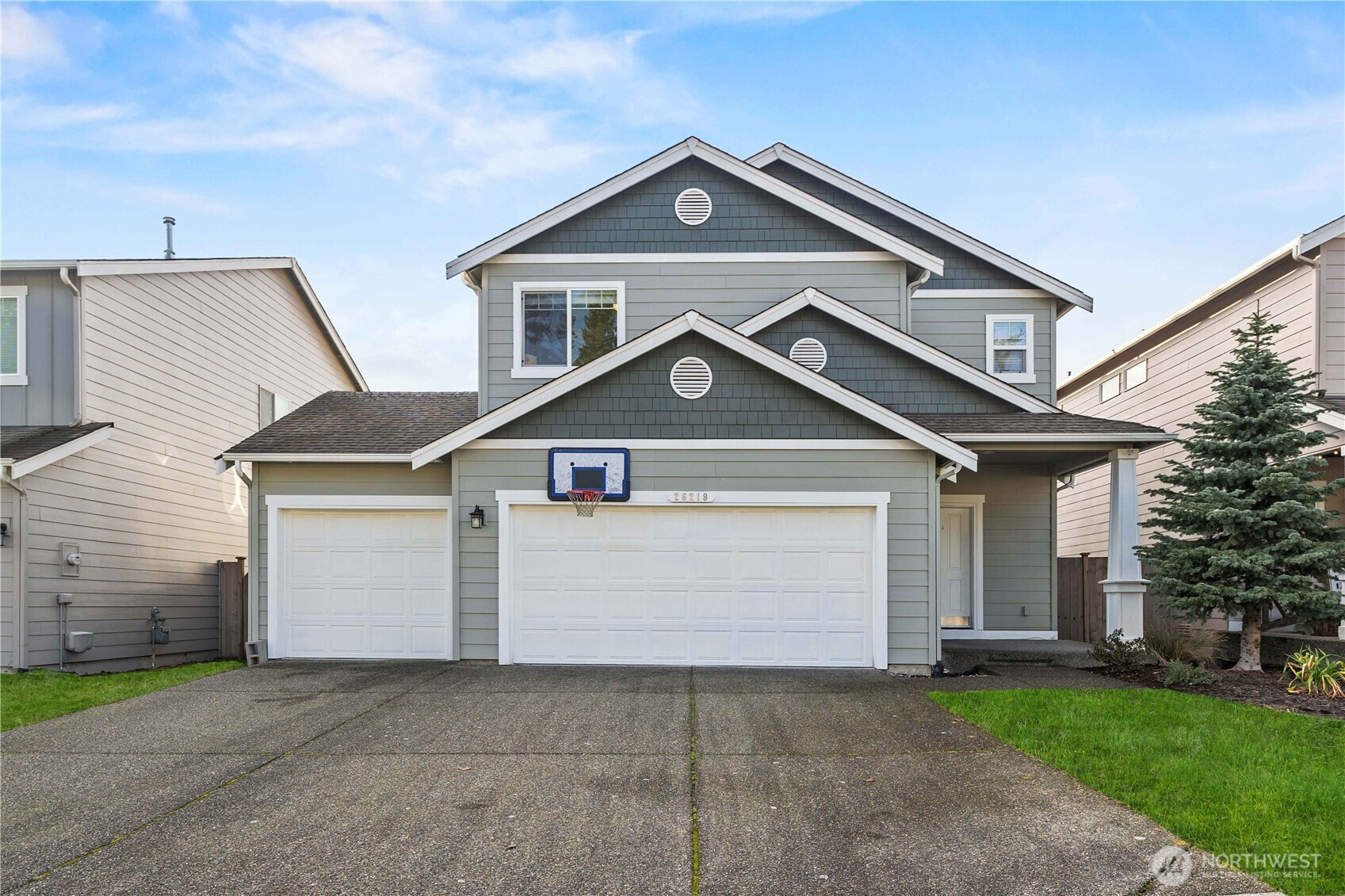 26219 243rd Place SE, Maple Valley, WA 98038