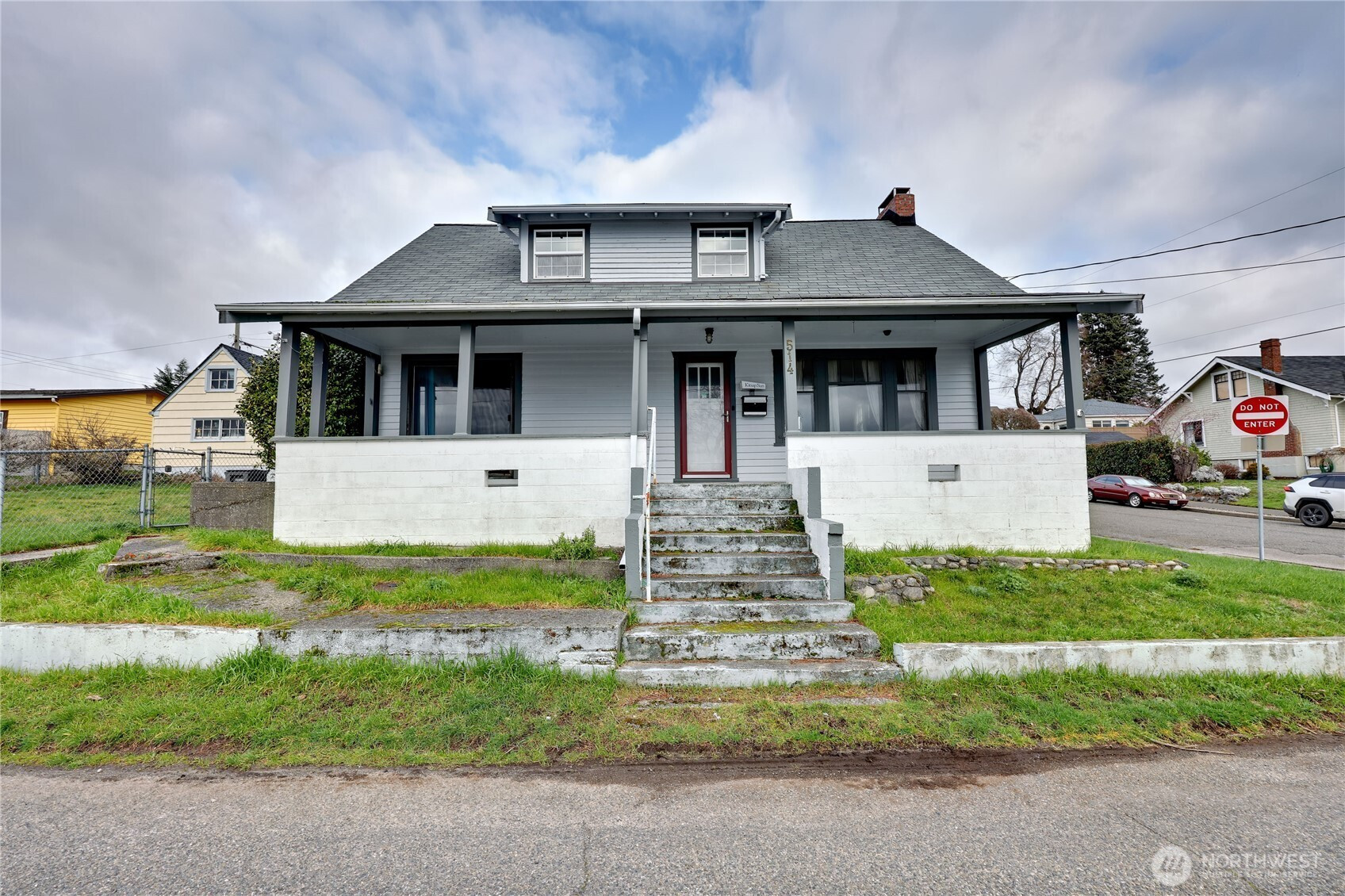 514 Shore Drive, Bremerton, WA 98310