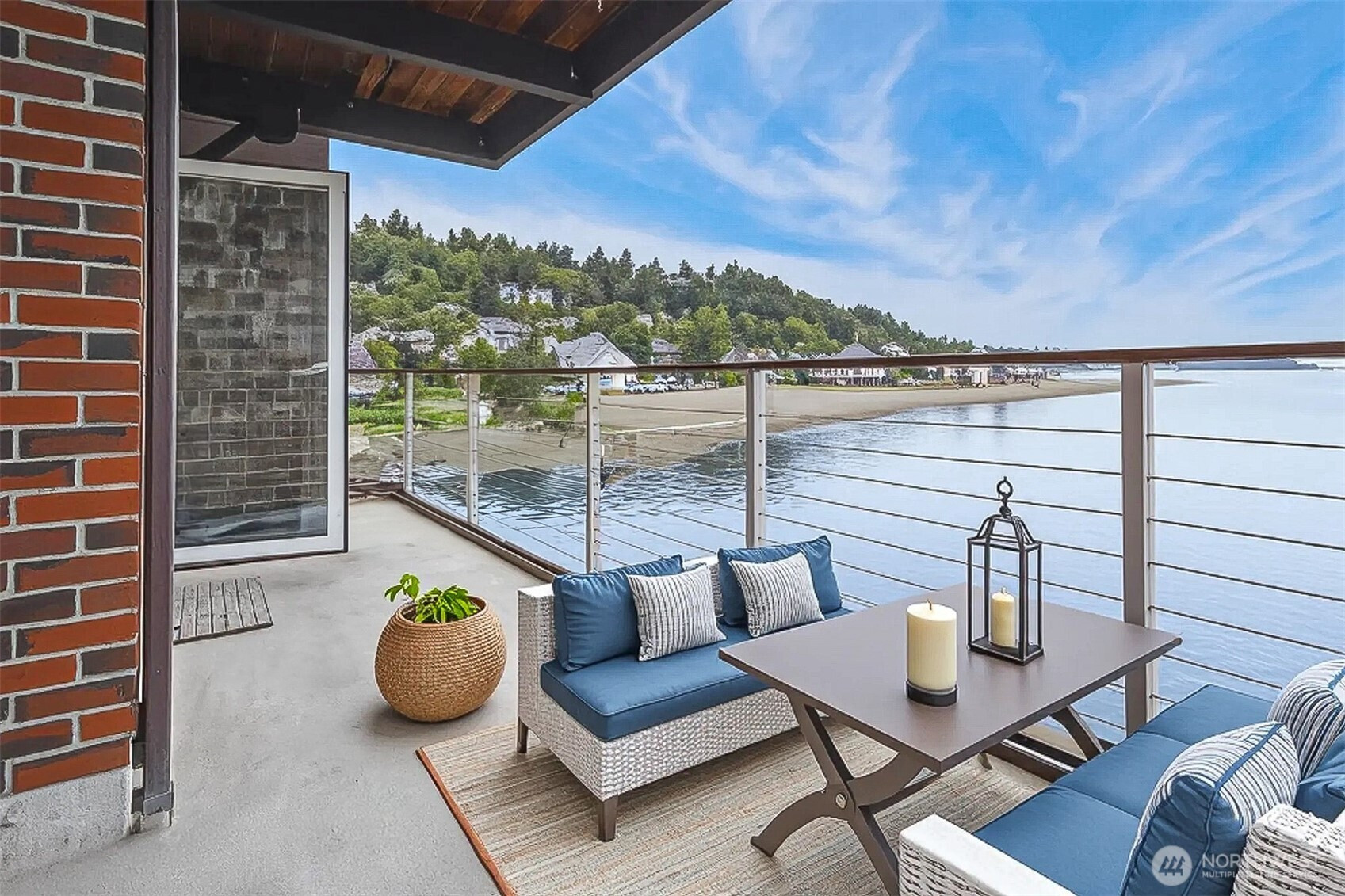 3717 Beach Drive SW, Seattle, WA 98116