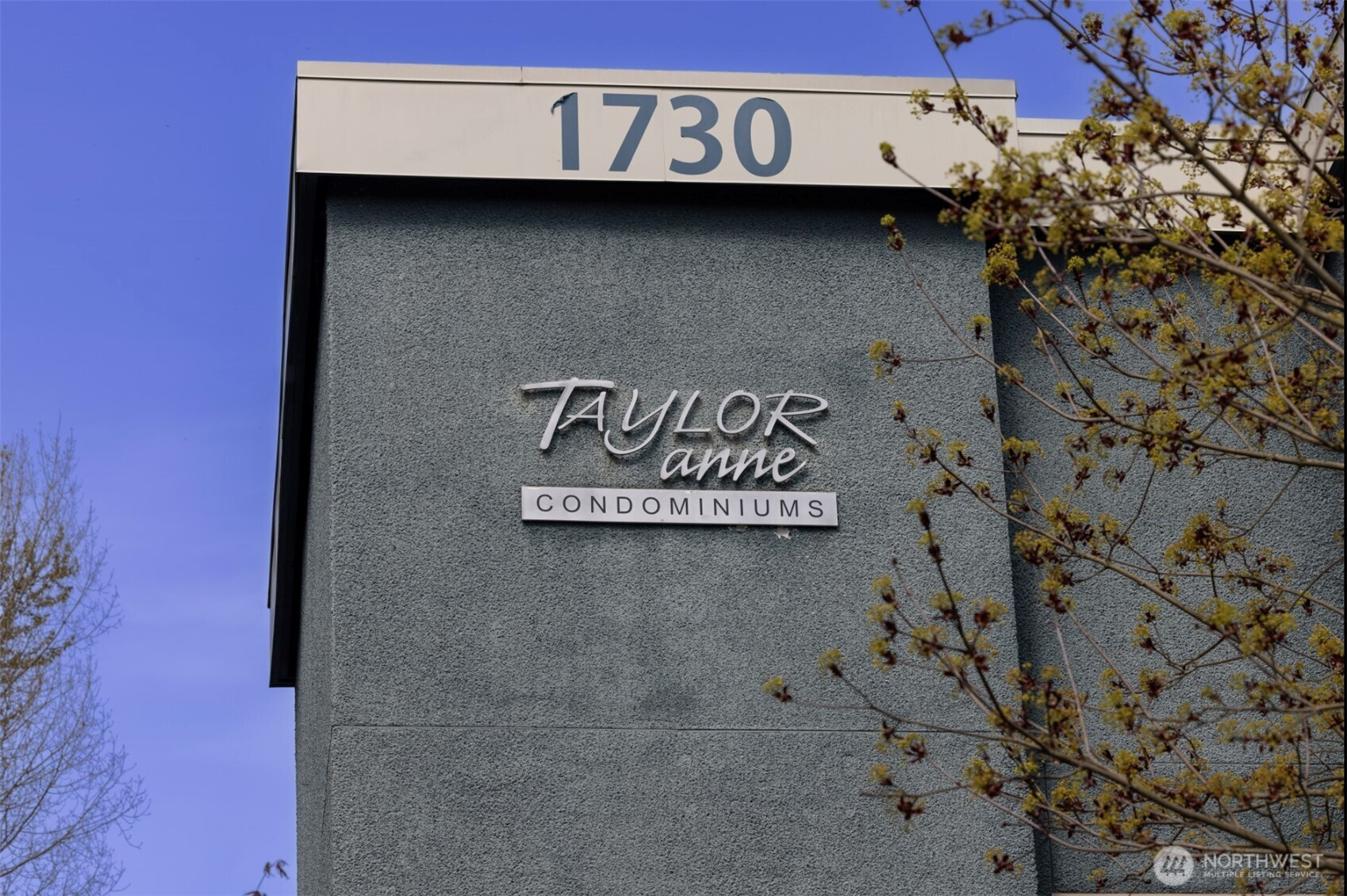 1730 Taylor Avenue N, Seattle, WA 98109