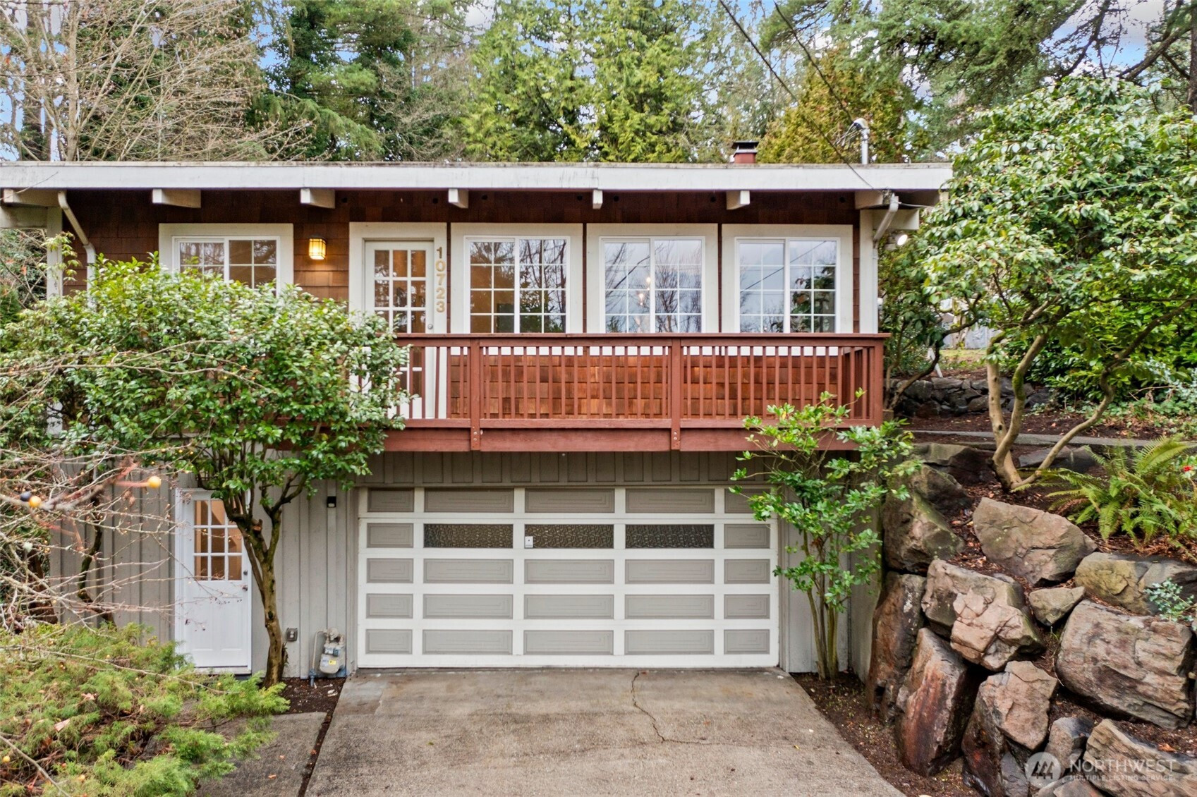 10723 24th Avenue NE, Seattle, WA 98125