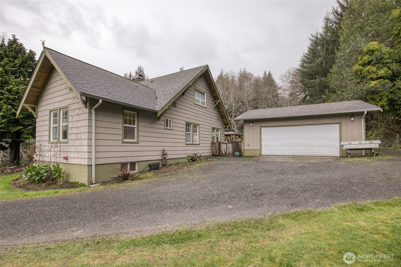 3321 Wiskhah Road, Aberdeen, WA 98520