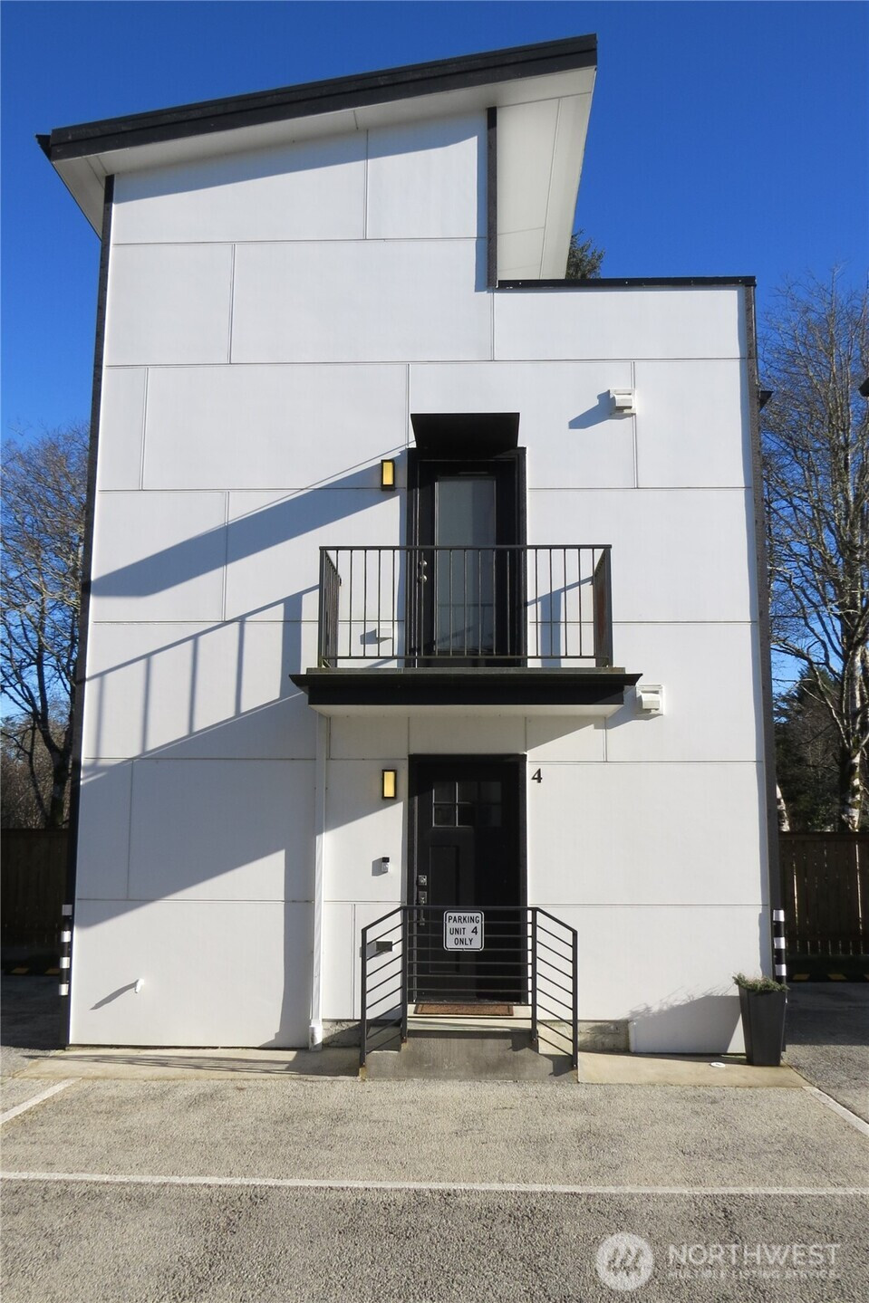 890 Magellan Avenue NE, Ocean Shores, WA 98569