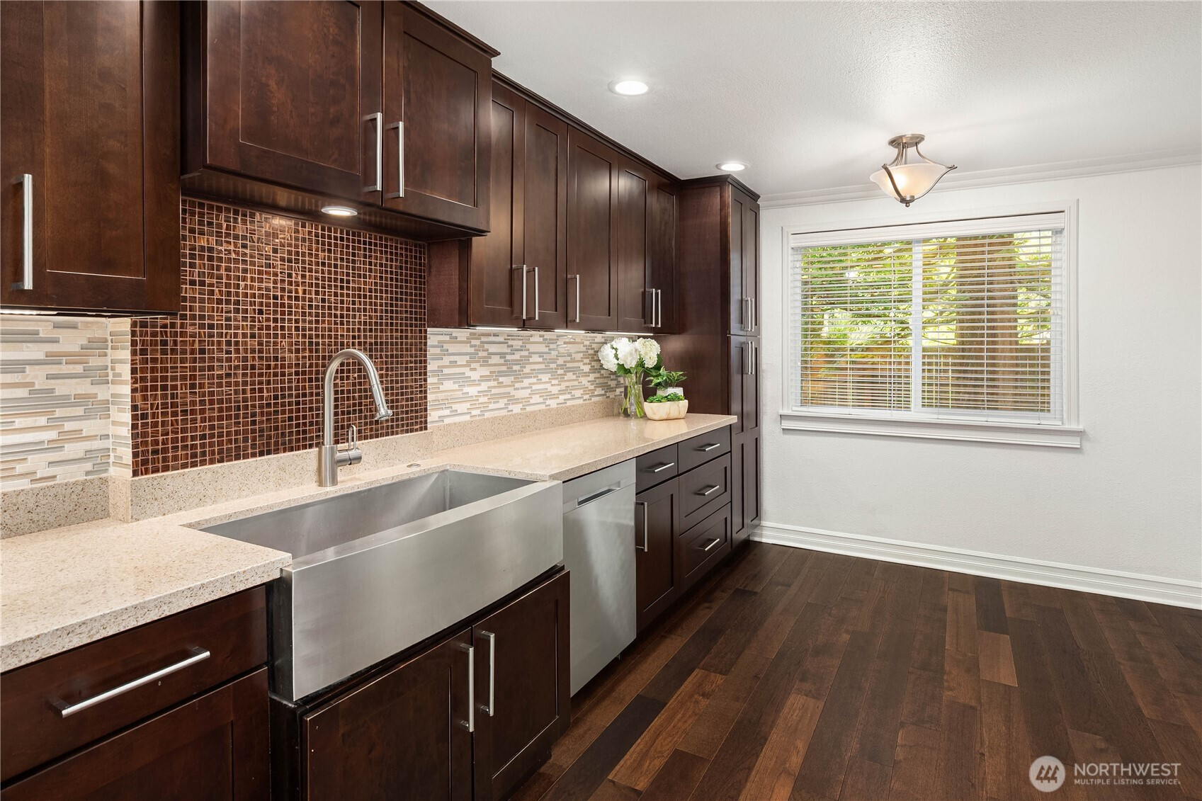 4316 W Lake Sammamish Parkway SE, Issaquah, WA 98027