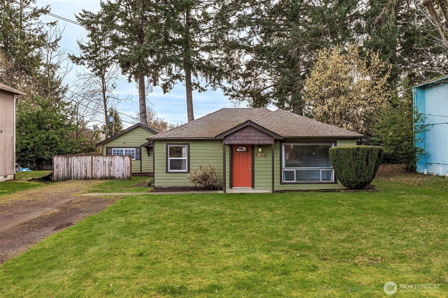2217 2219 Bush NW, Olympia, WA 98502