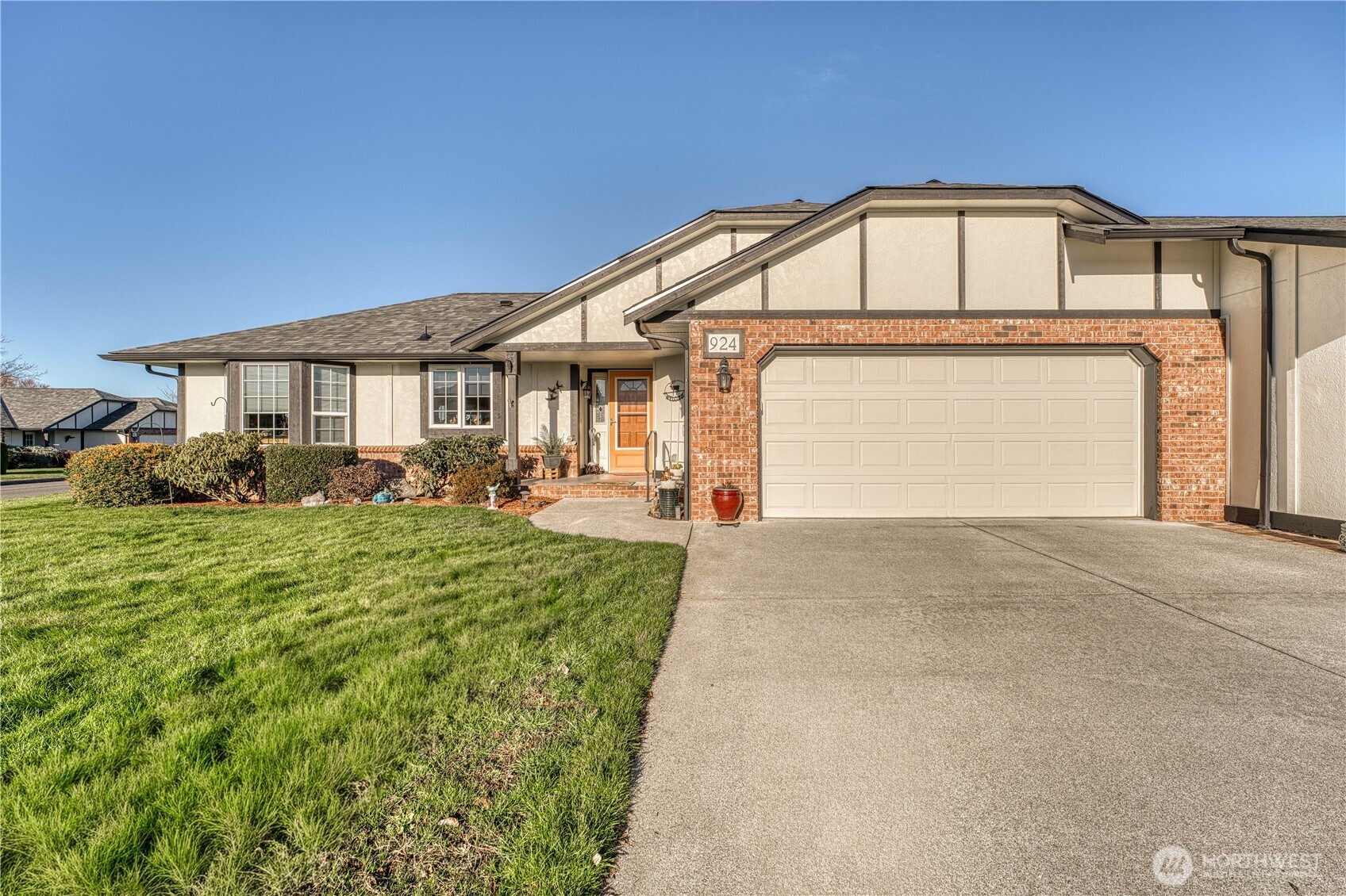 924 N Woosley Court, Sequim, WA 98382