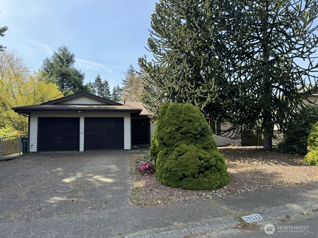 29523 4th Avenue S, Federal Way, WA 98003