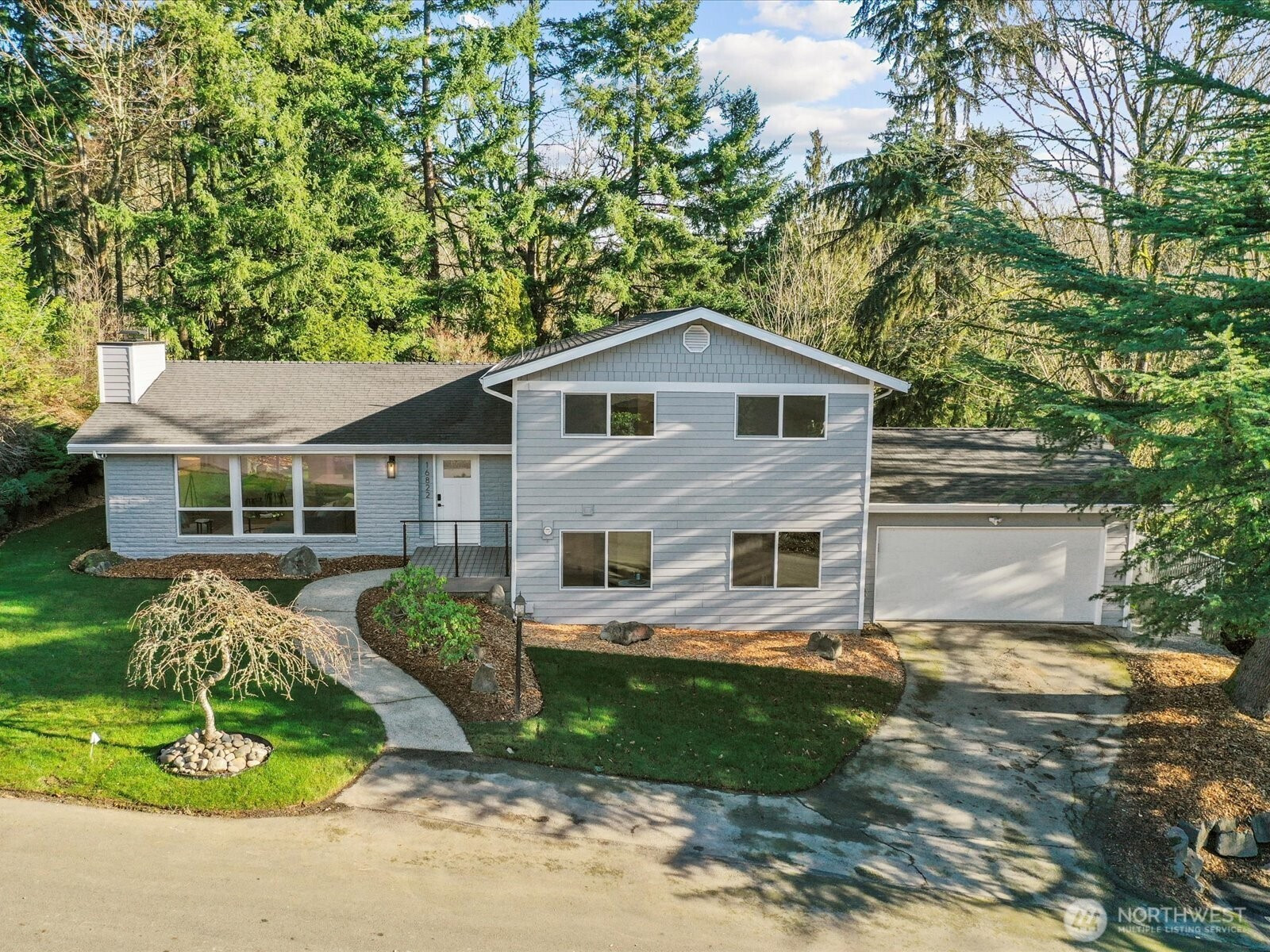 16822 8th Avenue SW, Normandy Park, WA 98166