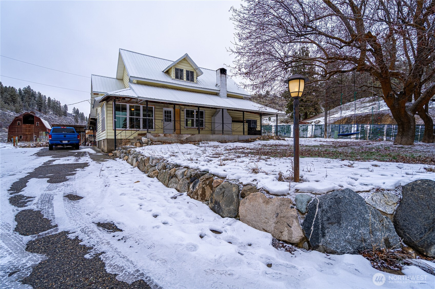 655 Swanson Gulch Rd, Manson, WA 98831