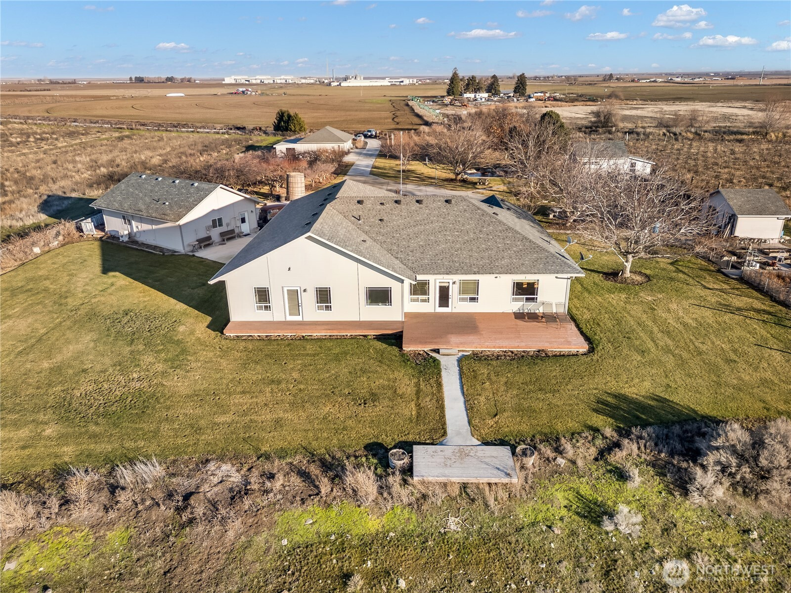 7496 NE K.7 Road, Moses Lake, WA 98837