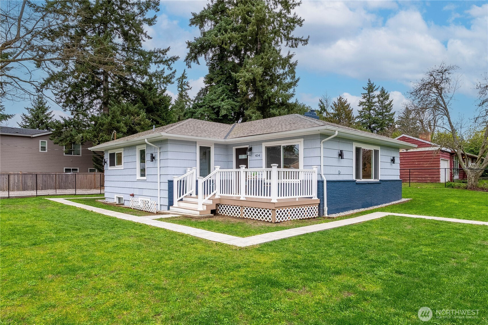 454 SW 142nd Street, Burien, WA 98166