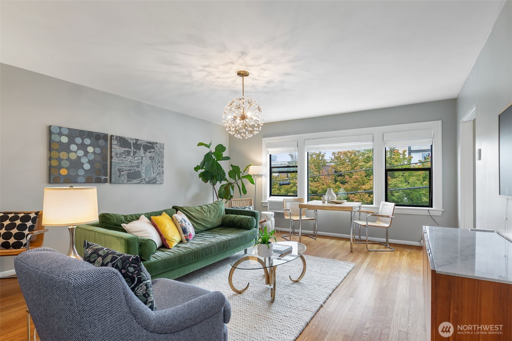 1136 13th Avenue Avenue, Seattle, WA 98122