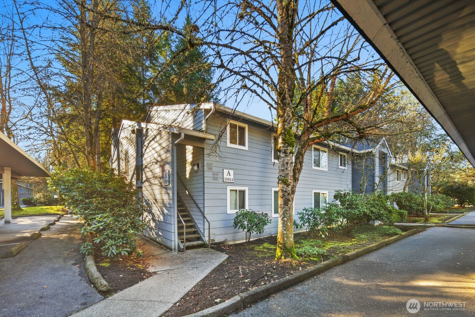10014 NE 127th Place, Kirkland, WA 98034