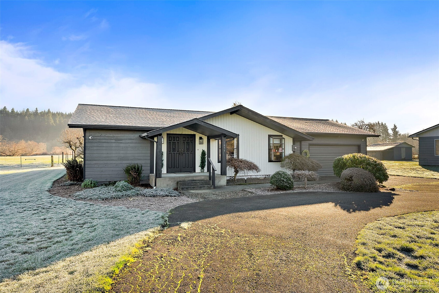 1655 Wheaton Street, Raymond, WA 98577