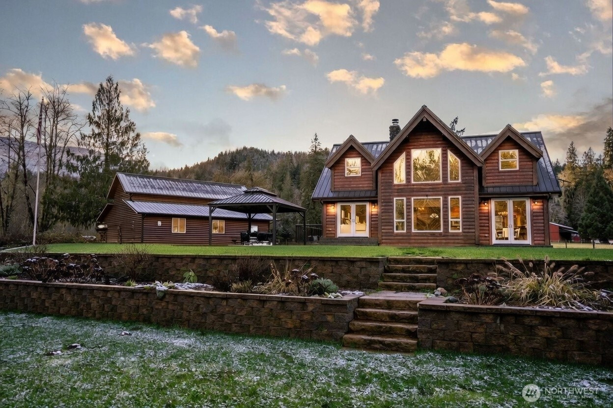 50074 Concrete Sauk Valley Road, Concrete, WA 98237