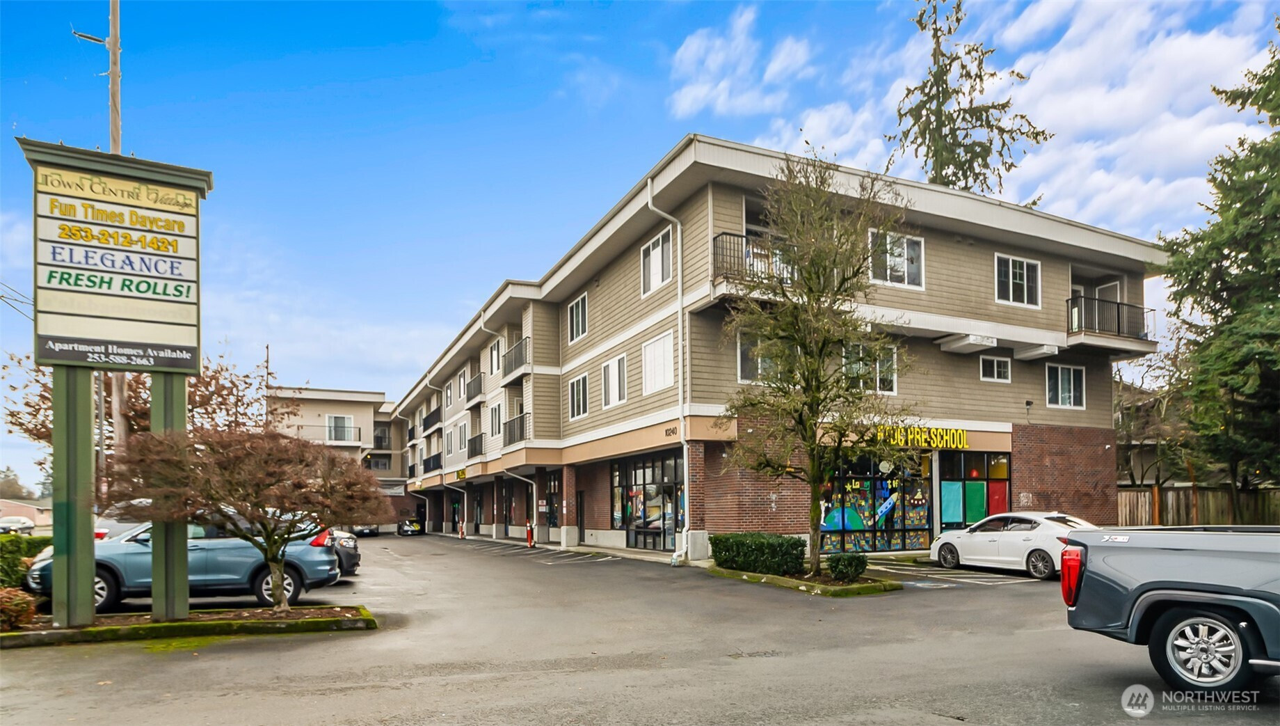 10240 Bridgeport Way SW, Lakewood, WA 98499