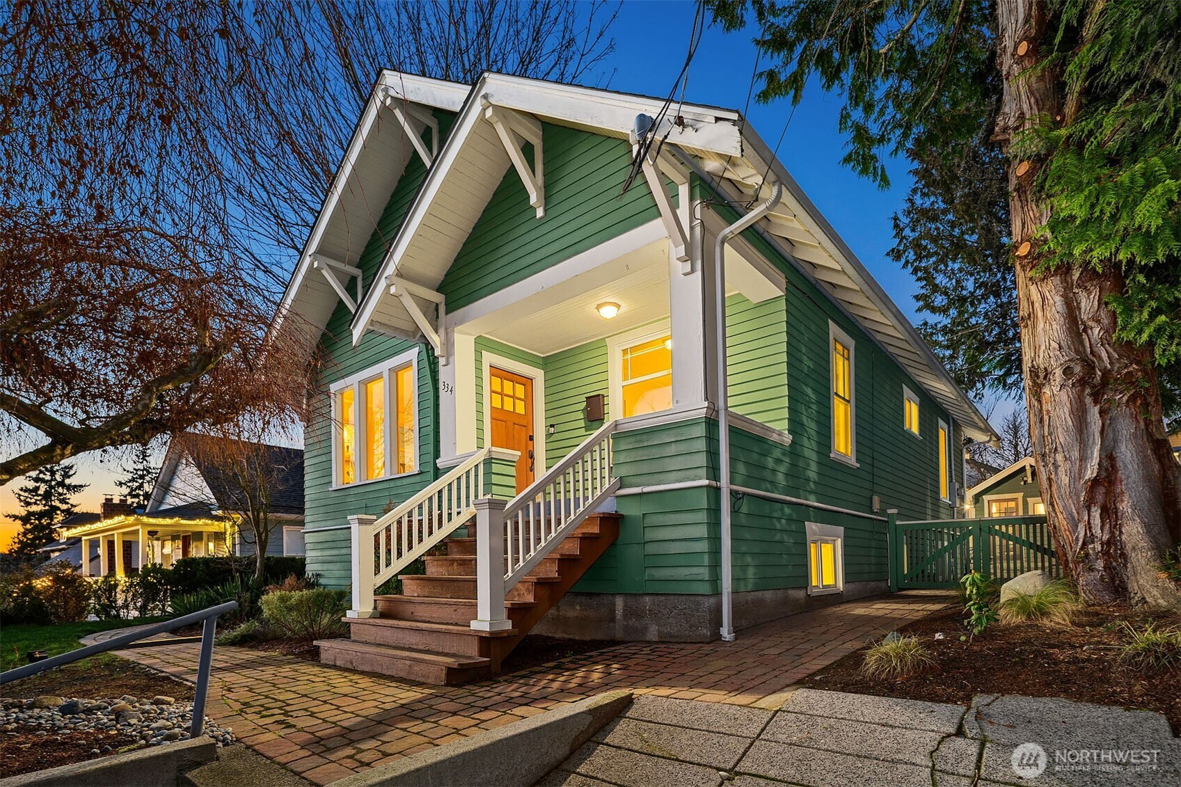 334 NW 51st Street, Seattle, WA 98107