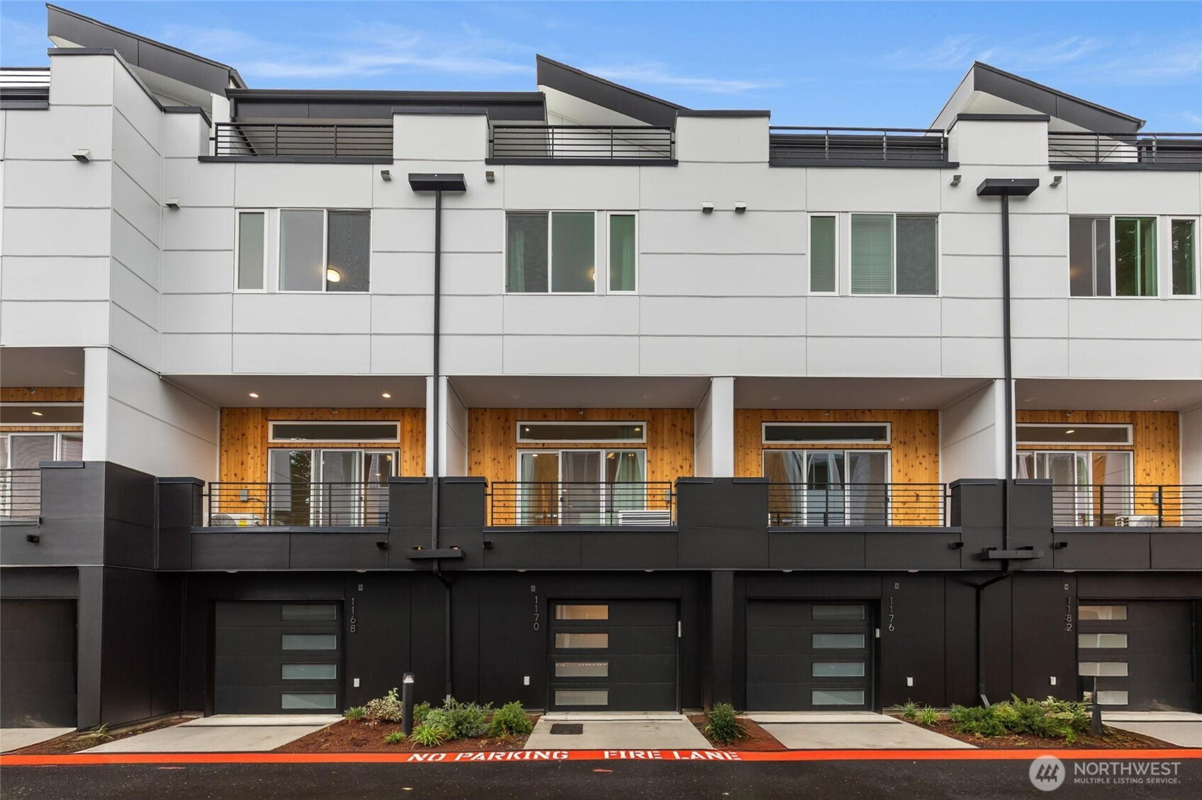 1162 129th Court NE, Bellevue, WA 98005