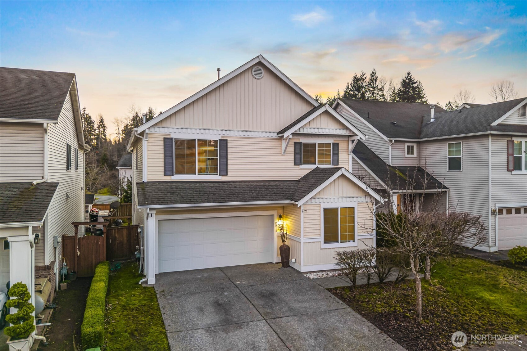 2513 NE 2nd Street, Renton, WA 98056