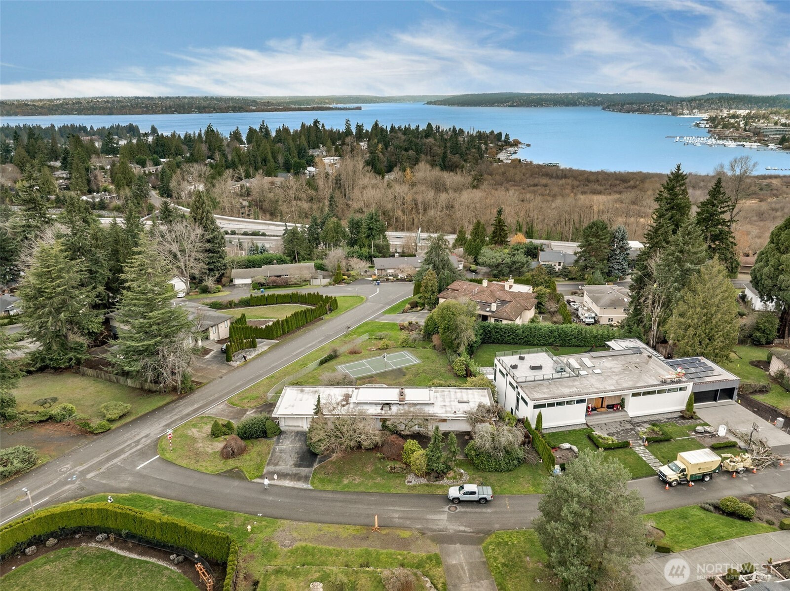 9808 NE 33rd Street, Bellevue, WA 98004