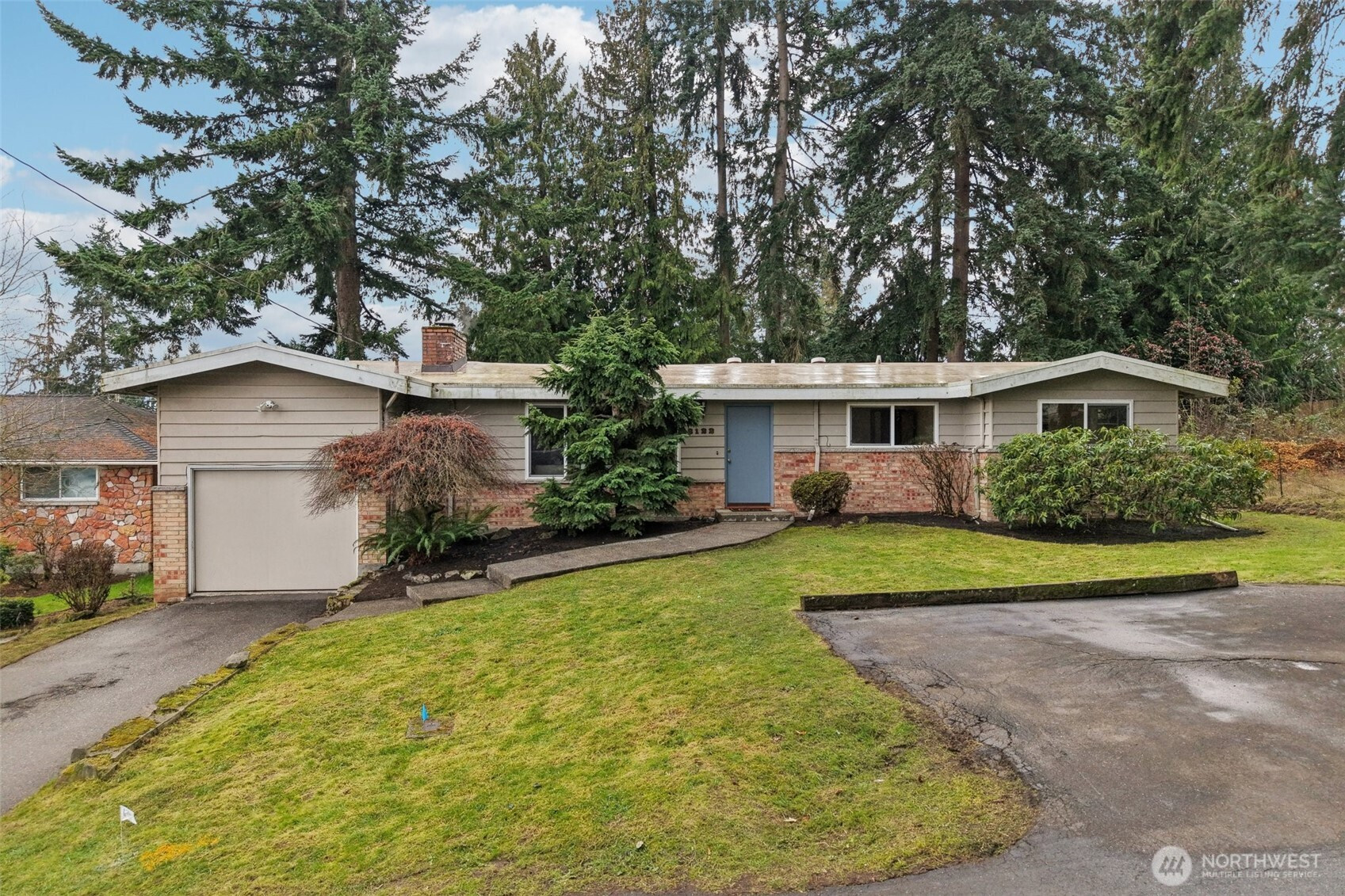 8122 230th Street SW, Edmonds, WA 98026