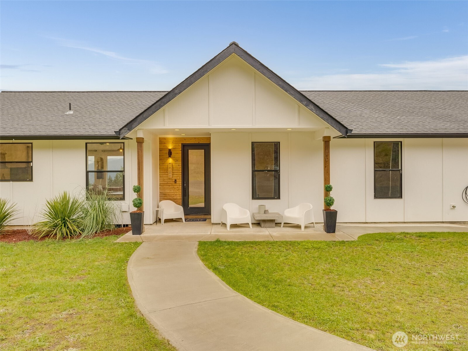 39105 NE Jenny Creek Road, Woodland, WA 98674