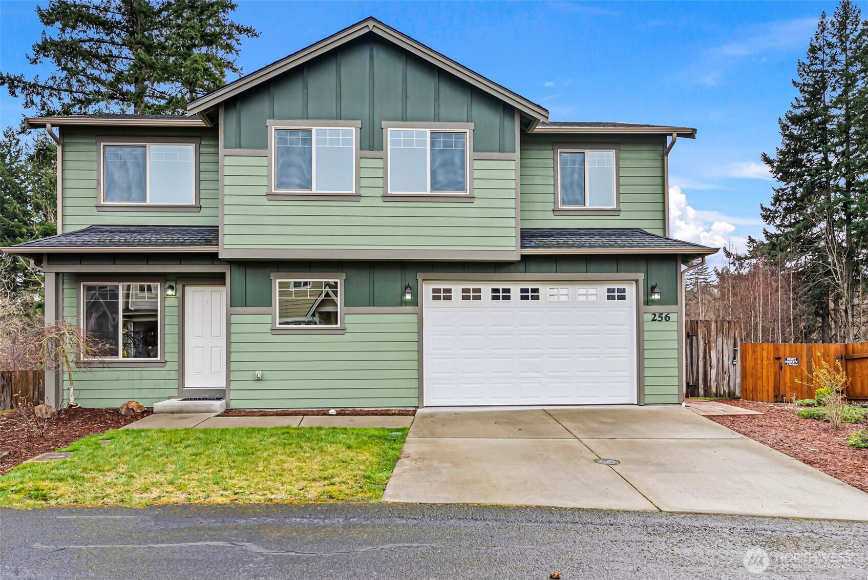 256 NE Tronson Circle, Bremerton, WA 98311