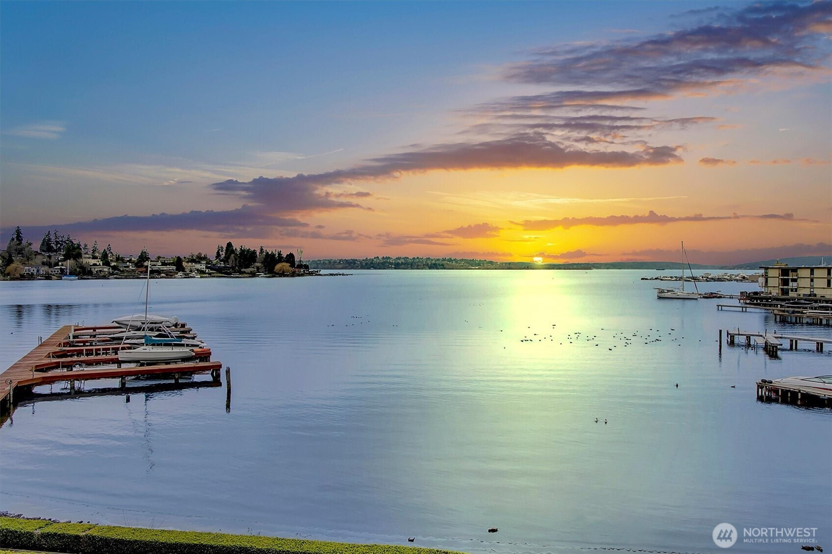 4437 Lake Washington Boulevard NE, Kirkland, WA 98033