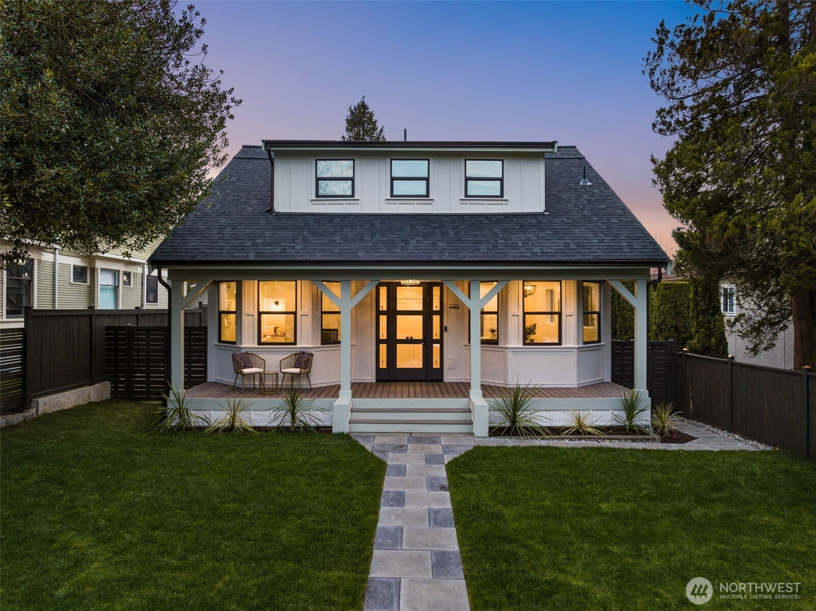 2121 1st Avenue W, Seattle, WA 98119