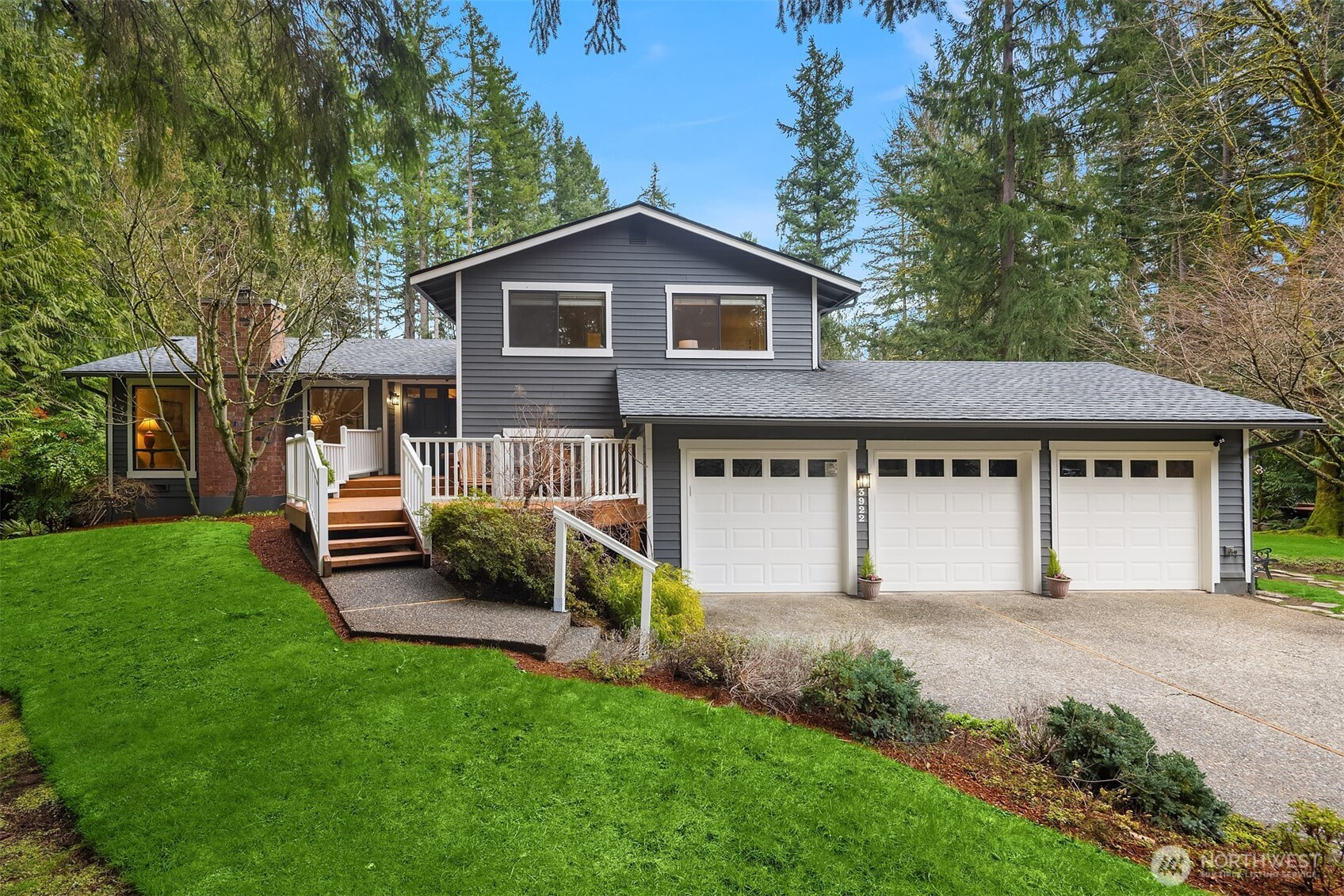 3922 229th Place SE, Sammamish, WA 98075