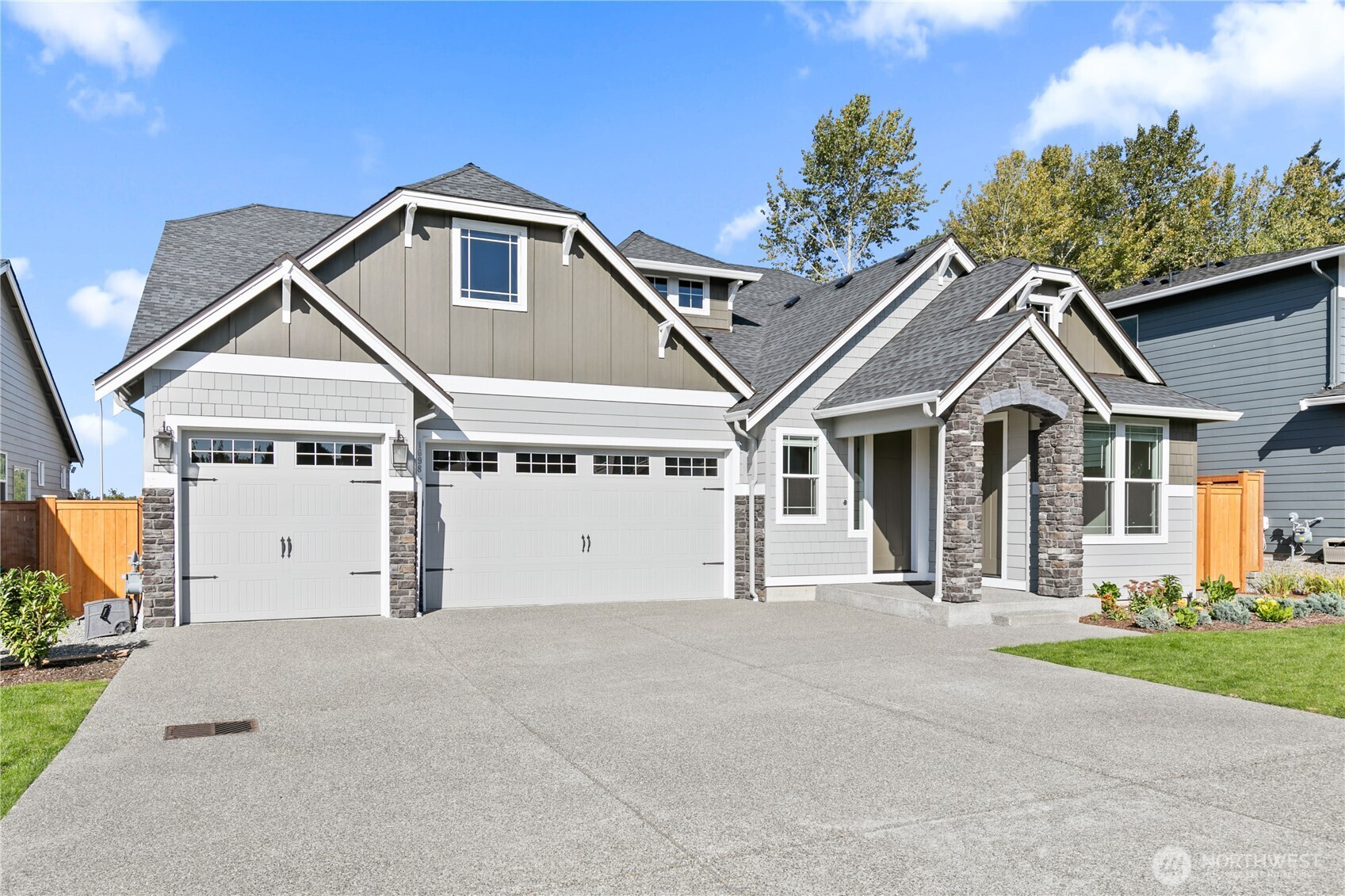 1698 SW 344th Place, Federal Way, WA 98023