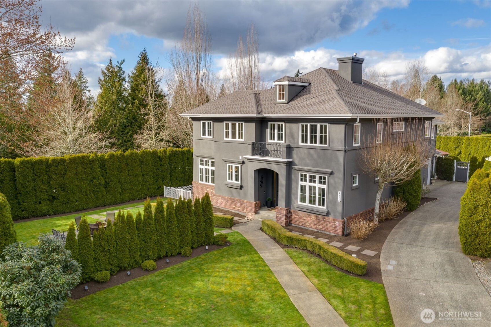 20614 NE 28th Court, Sammamish, WA 98074