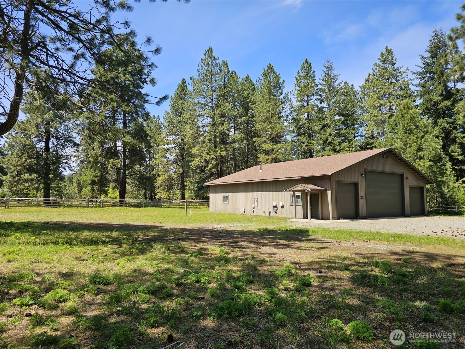 321 Book Lane, Cle Elum, WA 98922