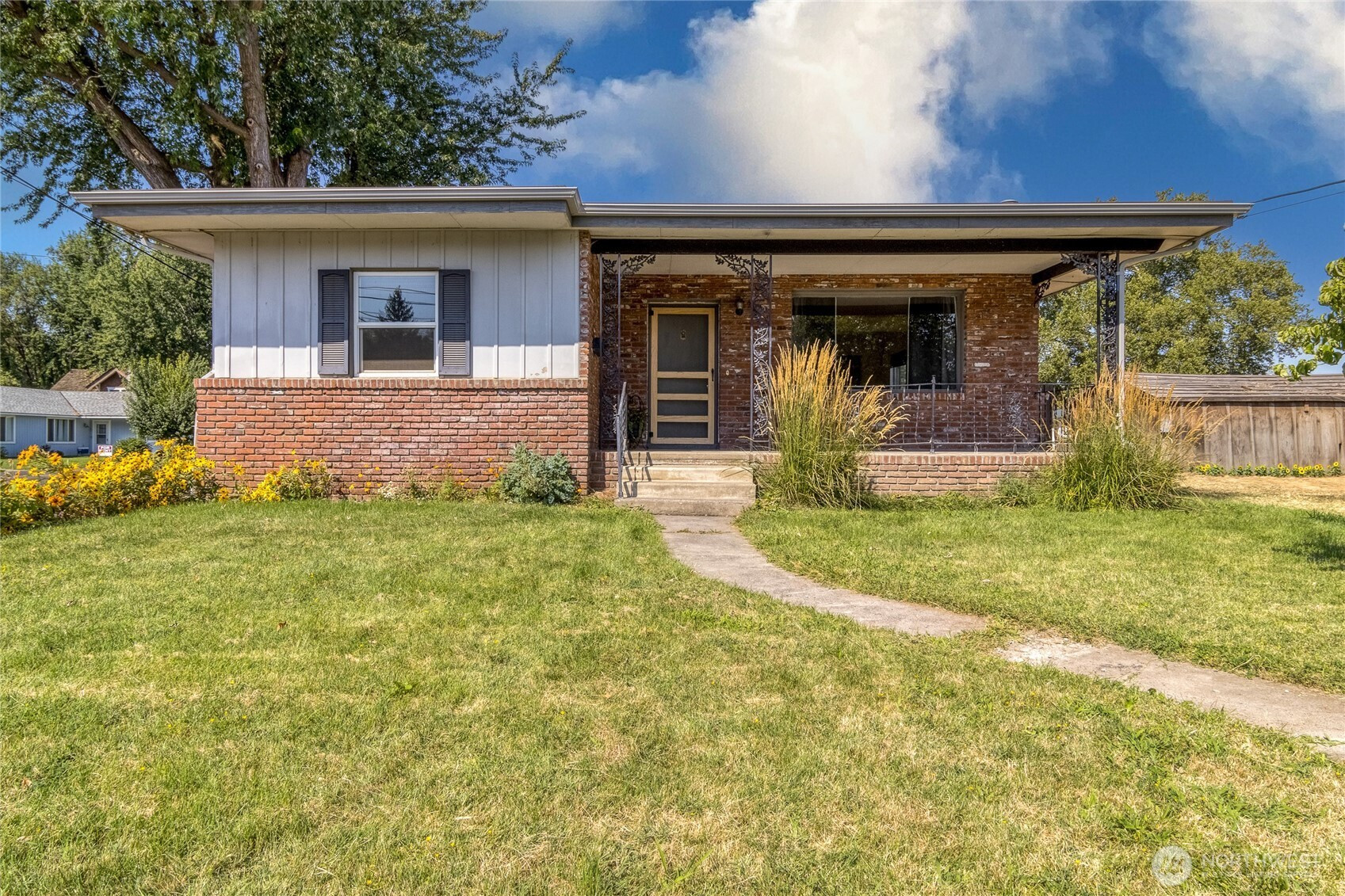 226 SW Davis Avenue, College Place, WA 99324