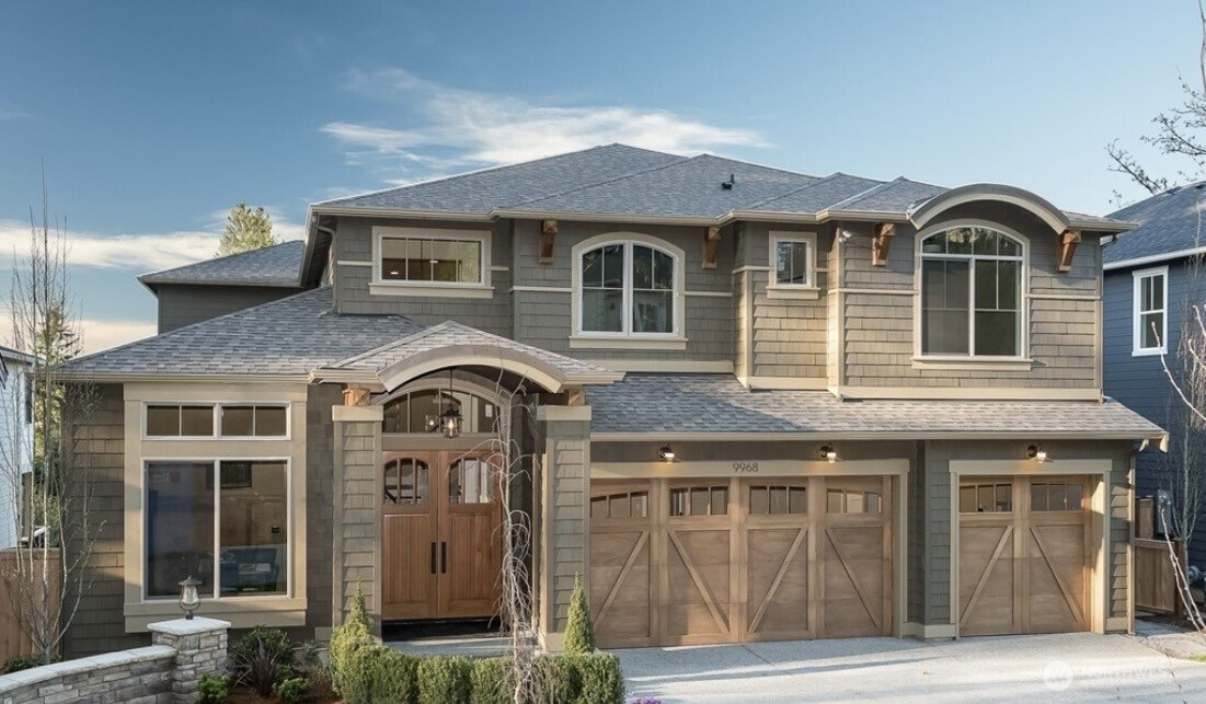 9968 SE 7th Court, Bellevue, WA 98004
