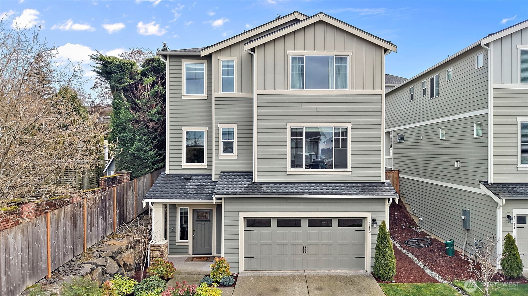 9612 S 201st Place, Kent, WA 98031