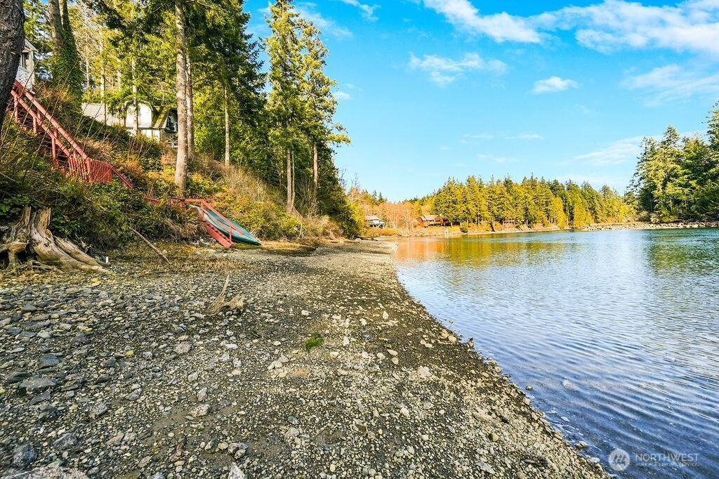 51 S Bayview Drive, Port Ludlow, WA 98365