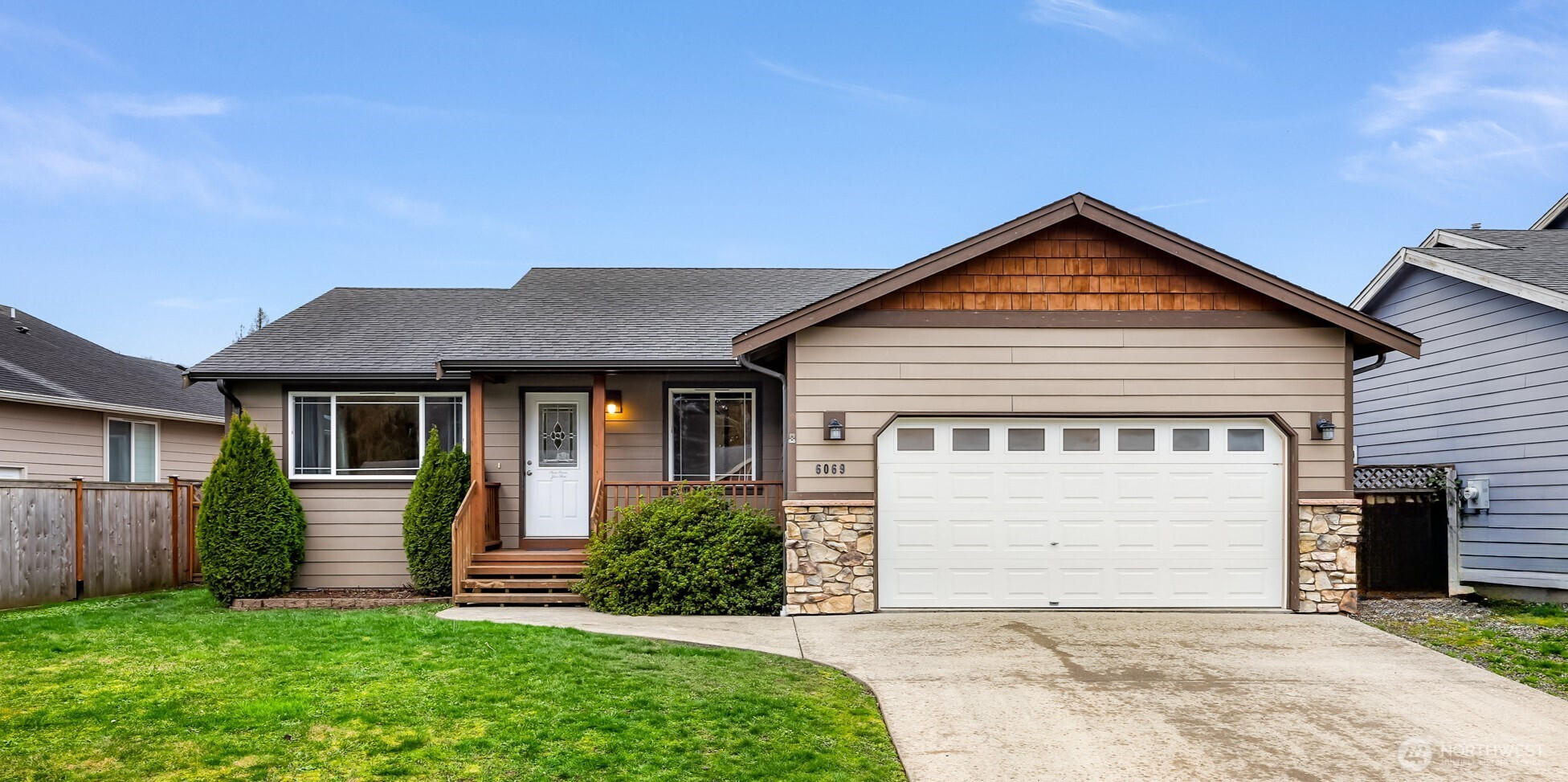 6069 Captains Way, Ferndale, WA 98248