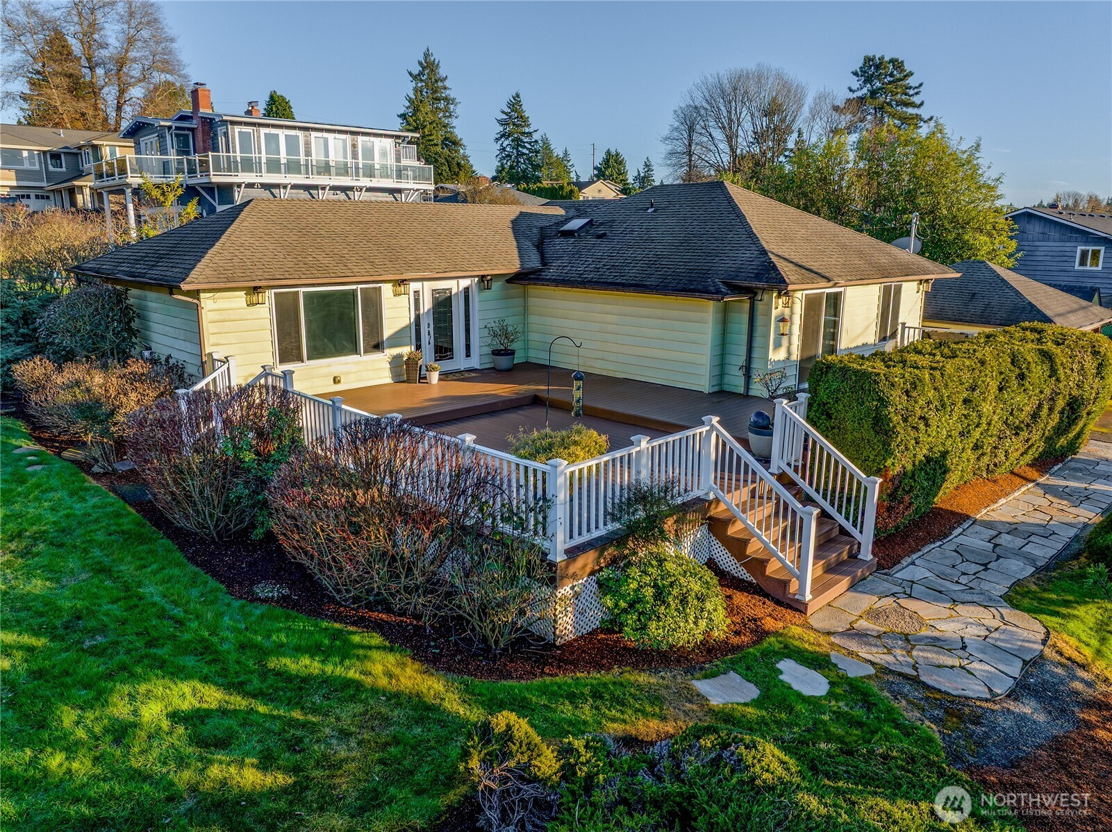 805 S 223rd Street, Des Moines, WA 98198