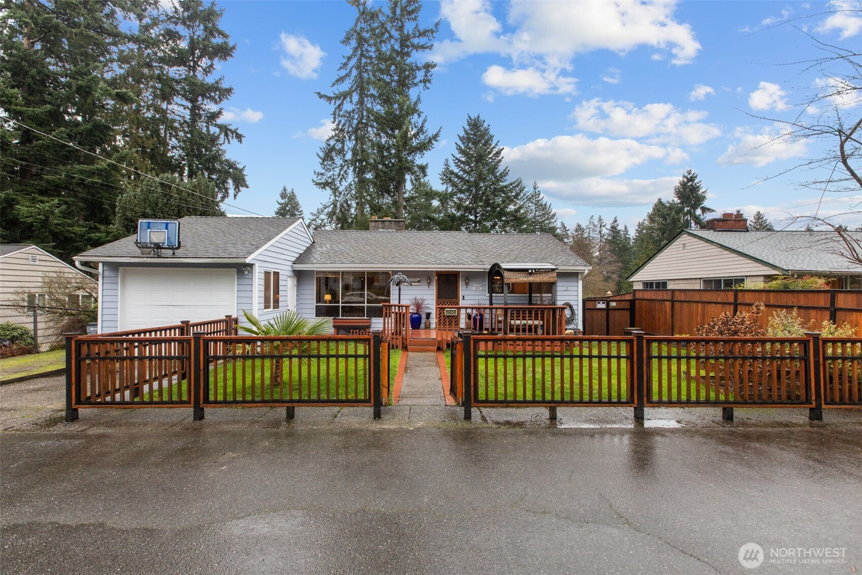 14834 Fremont Avenue N, Shoreline, WA 98133
